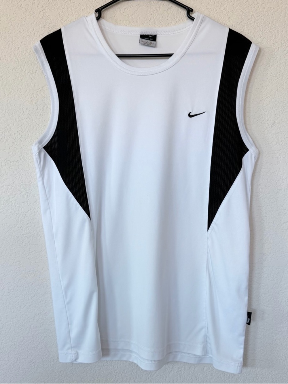 NIKE Men’s Dri-FIT White and Black Sleeveless Athletic Mesh Tank Vintage Sz XL